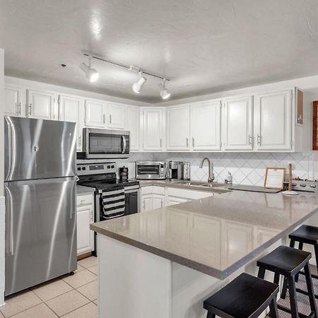 2Bd 2Ba Condo With Hot Tub And Pool بارك سيتي المظهر الخارجي الصورة