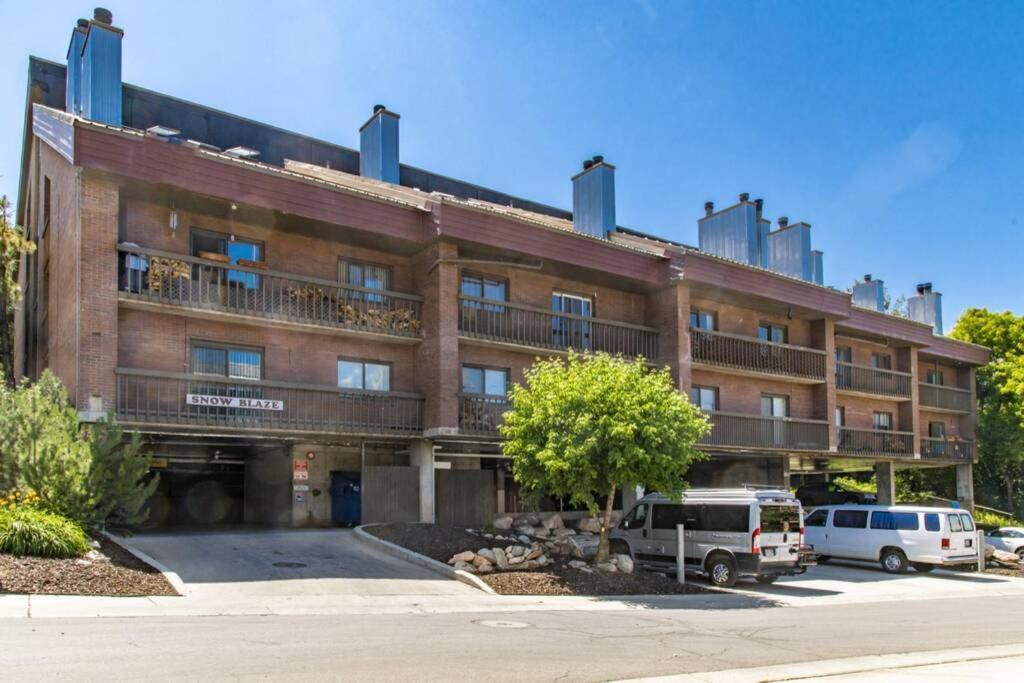 2Bd 2Ba Condo With Hot Tub And Pool بارك سيتي المظهر الخارجي الصورة