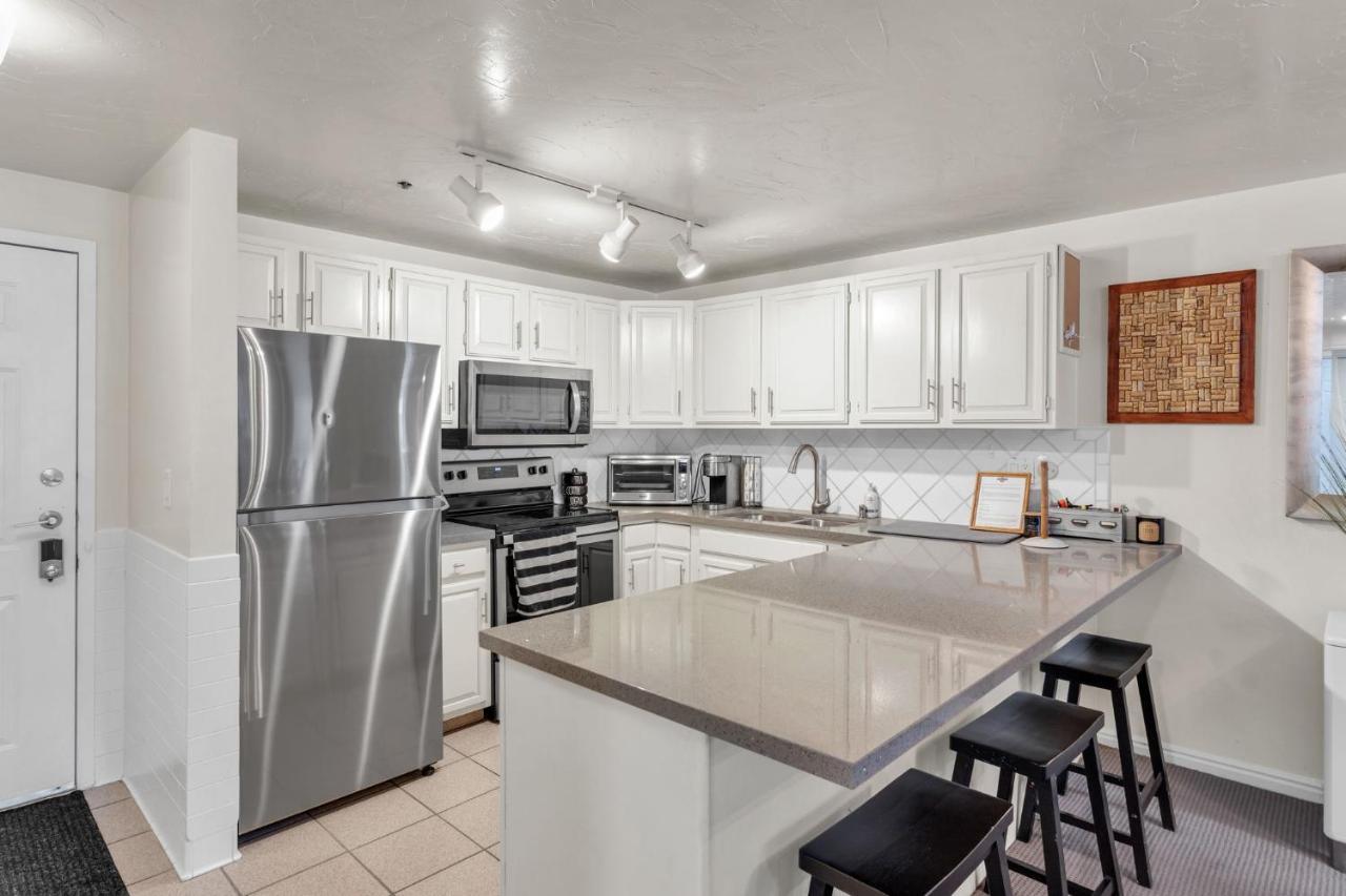 2Bd 2Ba Condo With Hot Tub And Pool بارك سيتي المظهر الخارجي الصورة